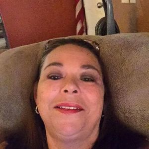 Meet your Posher, Gloria