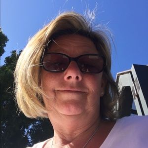 Meet your Posher, Terri