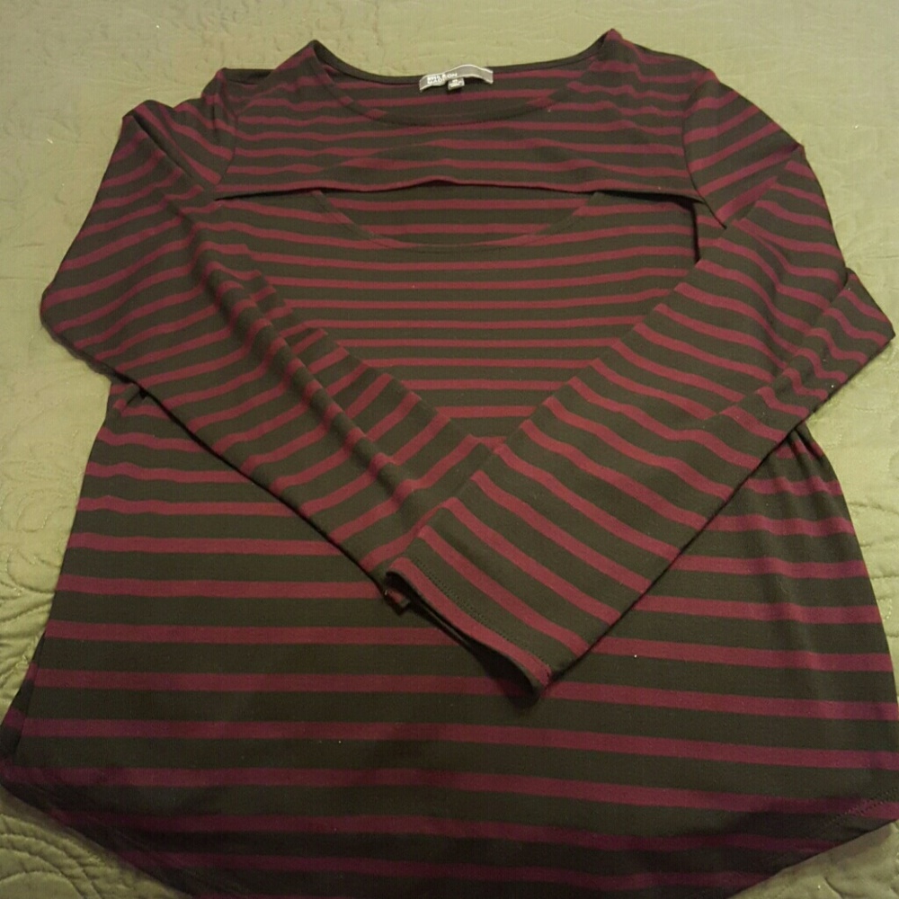 Front cut out  top