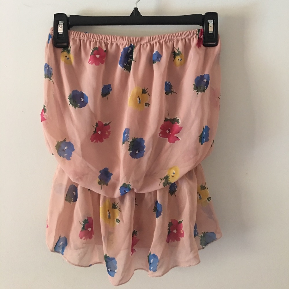 Strapless top