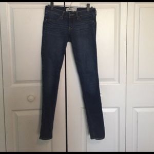Medium wash jeggings
