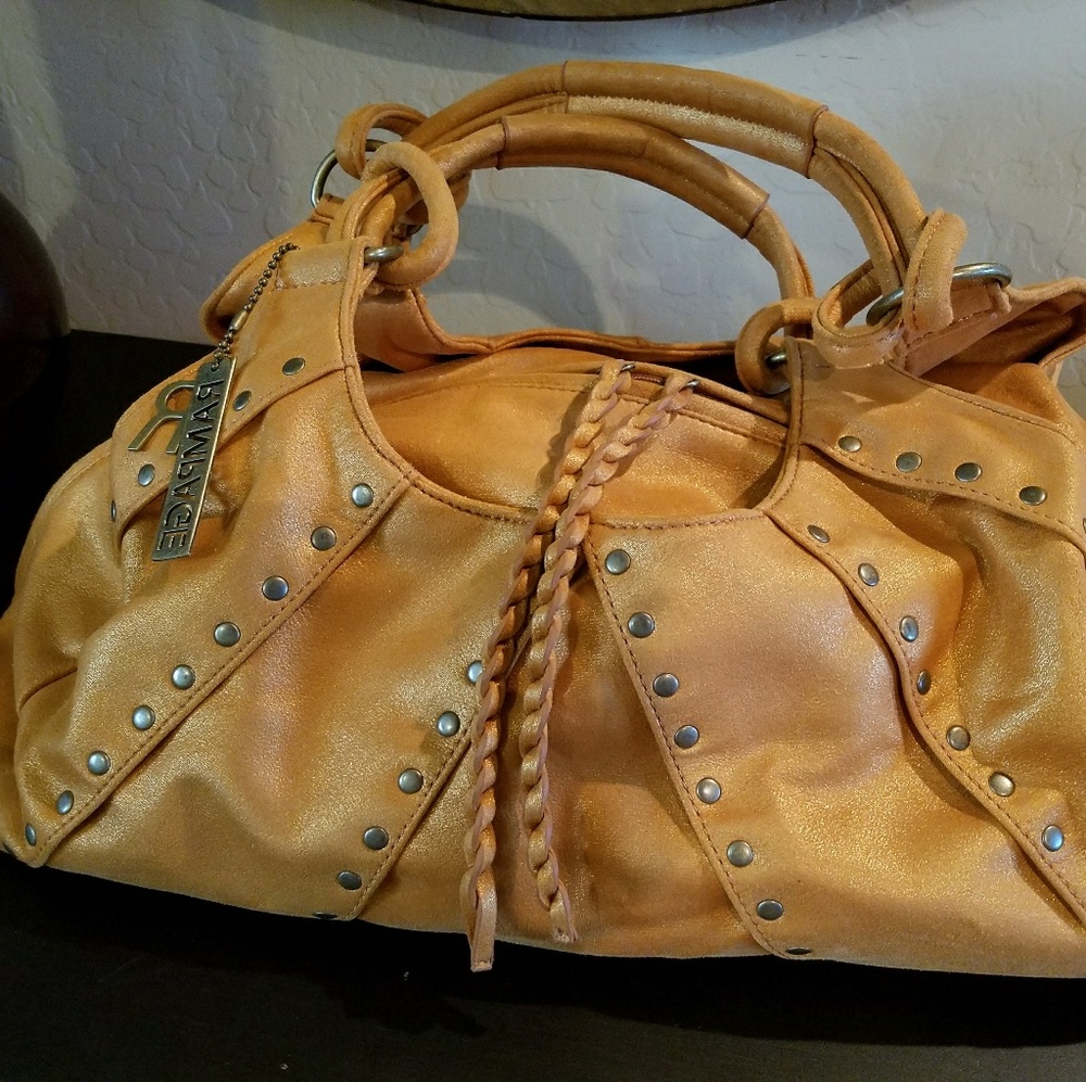 Handbag - Picture 3 of 4