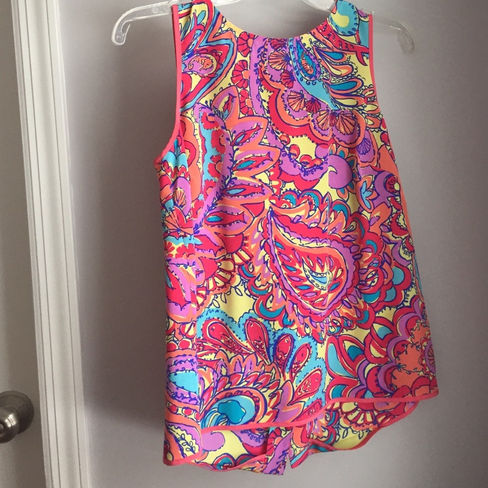 Stunning Lilly Pulitzer Blouse!