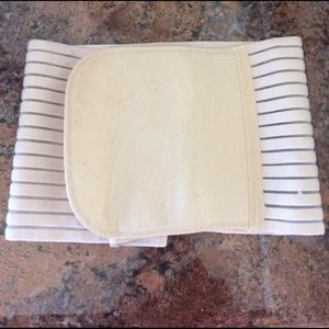 Post Partum Belly Band- babies r us- size Medium