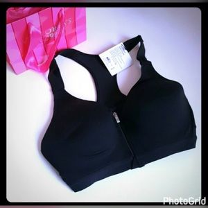 VS Sports Bra 34D
