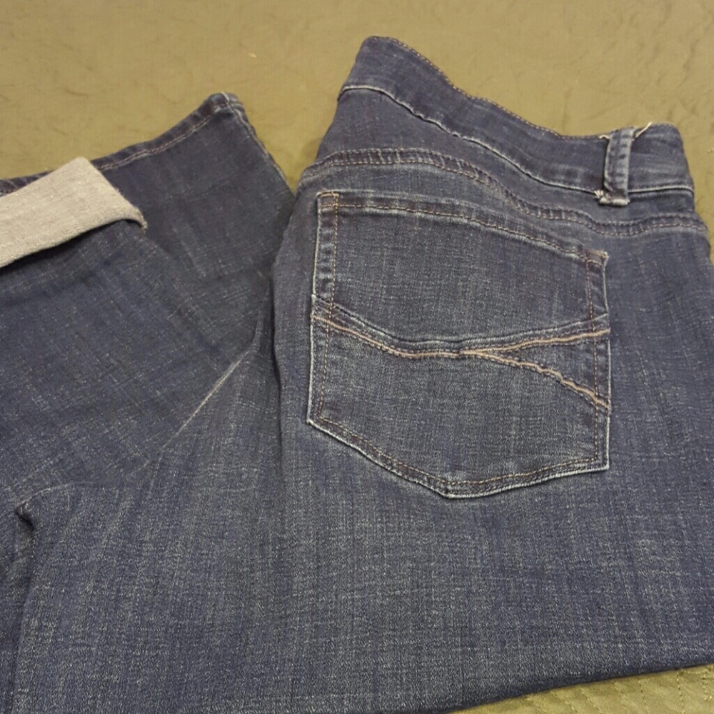 Lee Riders Capris - Picture 3 of 3