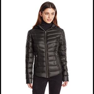 Women's Packable Jacket