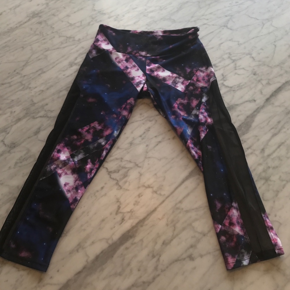 Onzie Mesh Capris