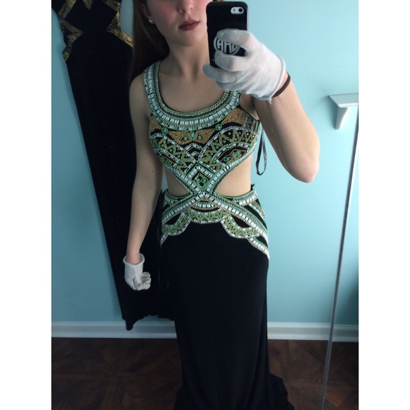 Sherri hill prom dress - Picture 3 of 4