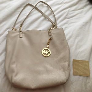 Michael Kors purse