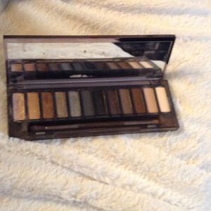 Naked smoky palette