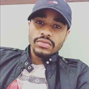 Meet your Posher, Caesar