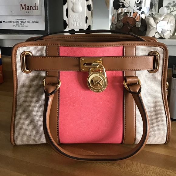 Authentic Michael Kors purse and wallet - Picture 1 of 5