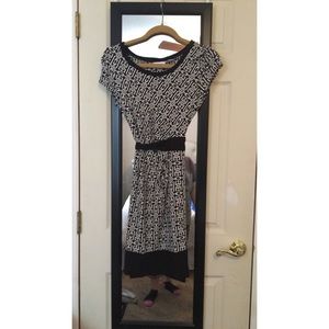 NWOT Black and White NY& CO. Dress