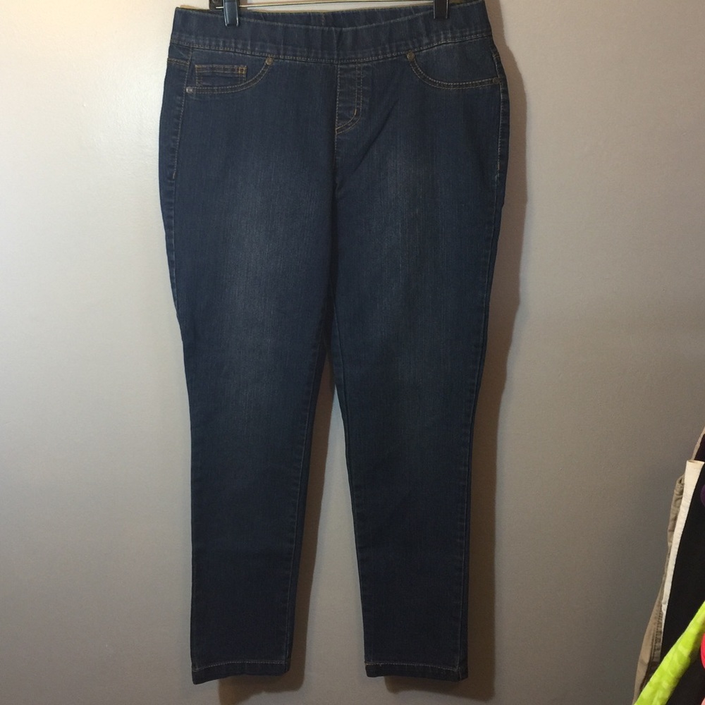 #435 Pull On Denim