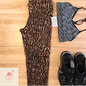 🆕 Cheetah Print Warmup Leggings