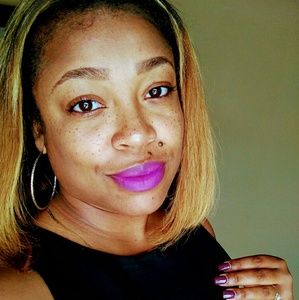 Meet your Posher, Latoya