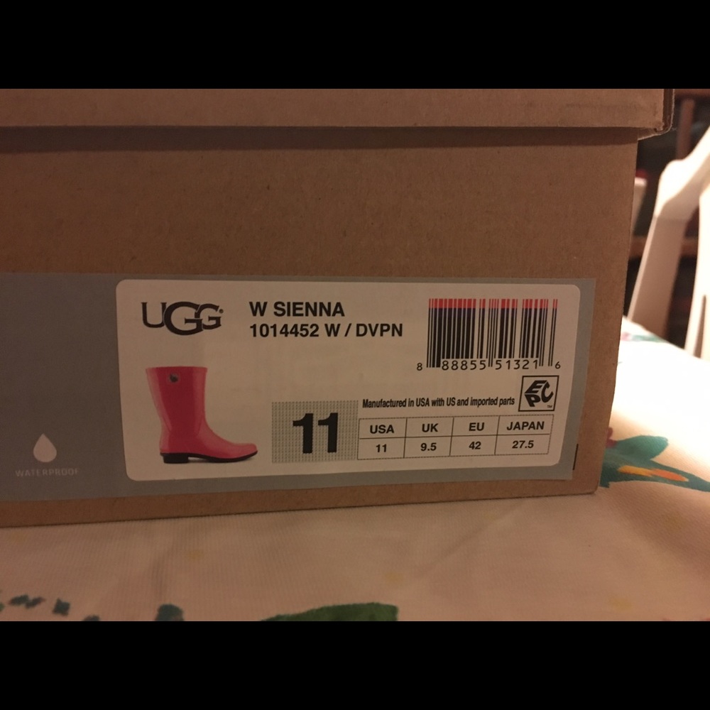 UGG Women Sienna pink rain boot