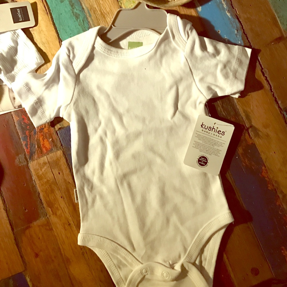 Onsie by Kushies. 9 mo. 16-20 lbs. white and SOFT