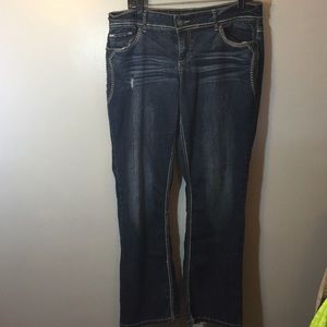#437 Maurices Jeans Sz 13/14