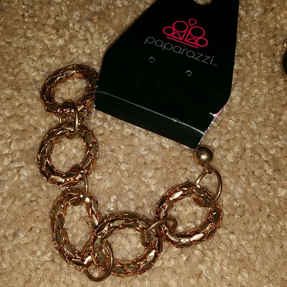 NWT gold chain metal ring adjustable bracelet