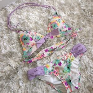 VS FLORAL BIKINI NWOT