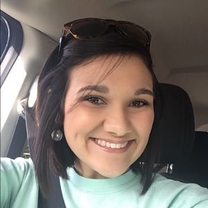 Meet your Posher, Mallory