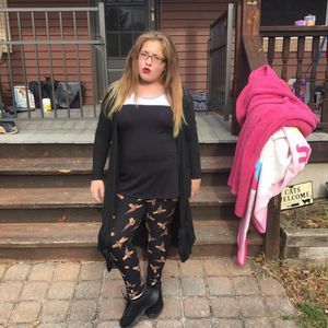 Meet your Posher, Naomi