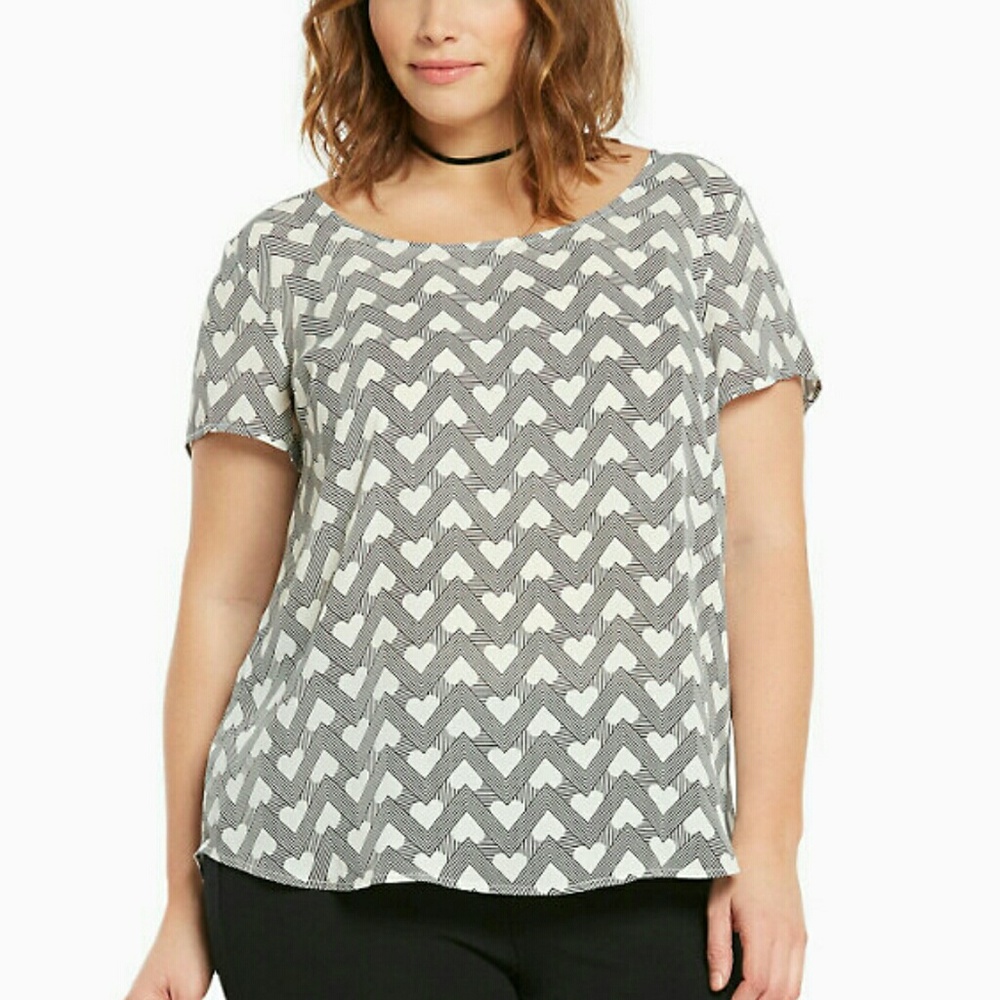 New sz5 Heart Top  Torrid