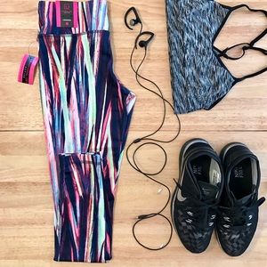 🆕watercolor feather warmup legging