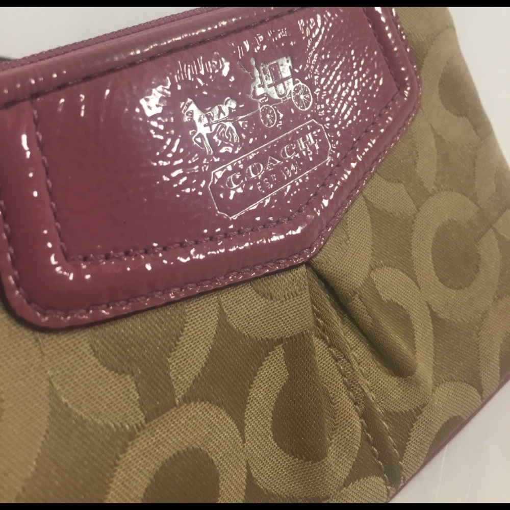 SOLD! COACH Lilac & Tan Wristlet - Picture 2 of 8