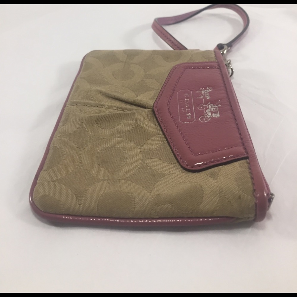 SOLD! COACH Lilac & Tan Wristlet - Picture 3 of 8