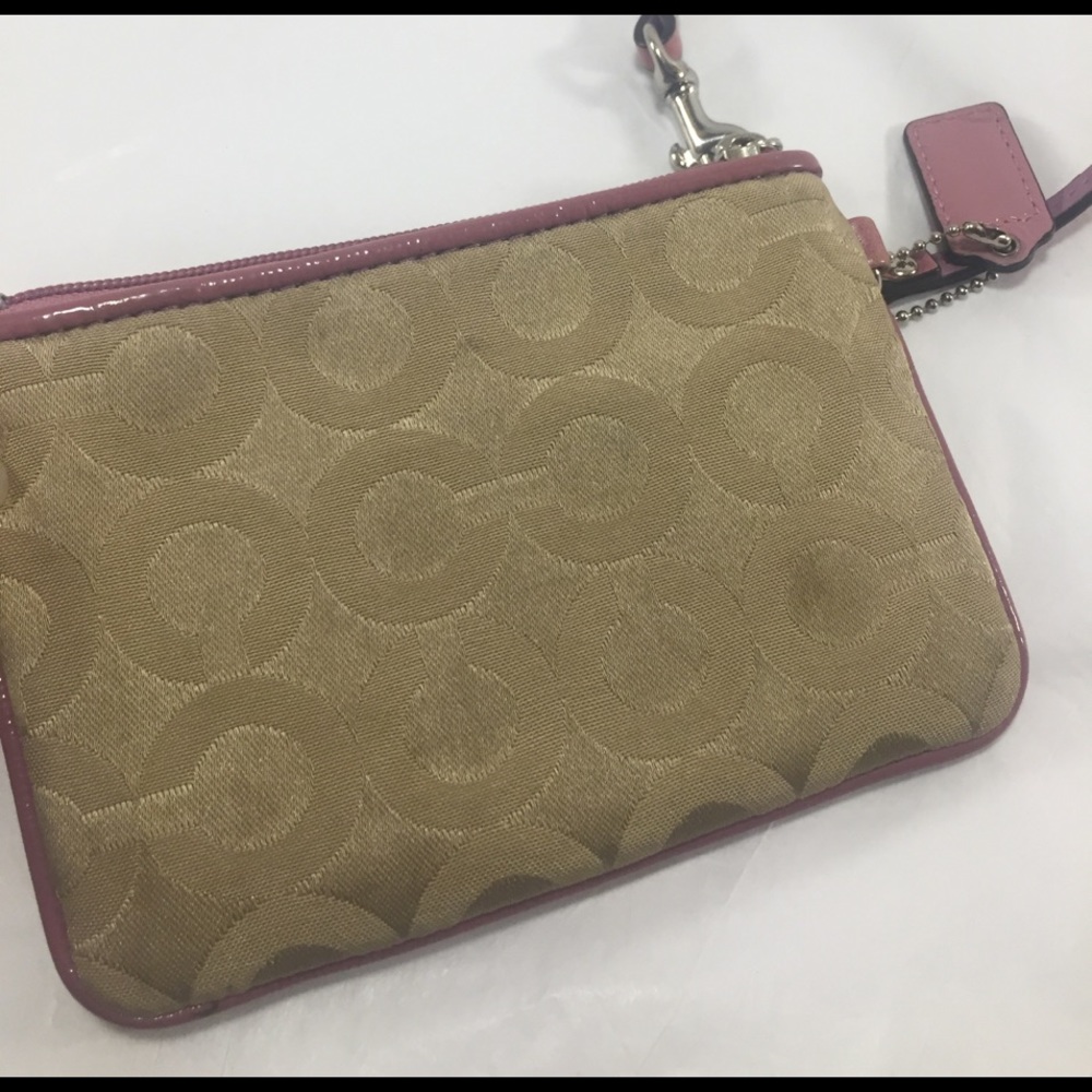 SOLD! COACH Lilac & Tan Wristlet - Picture 4 of 8