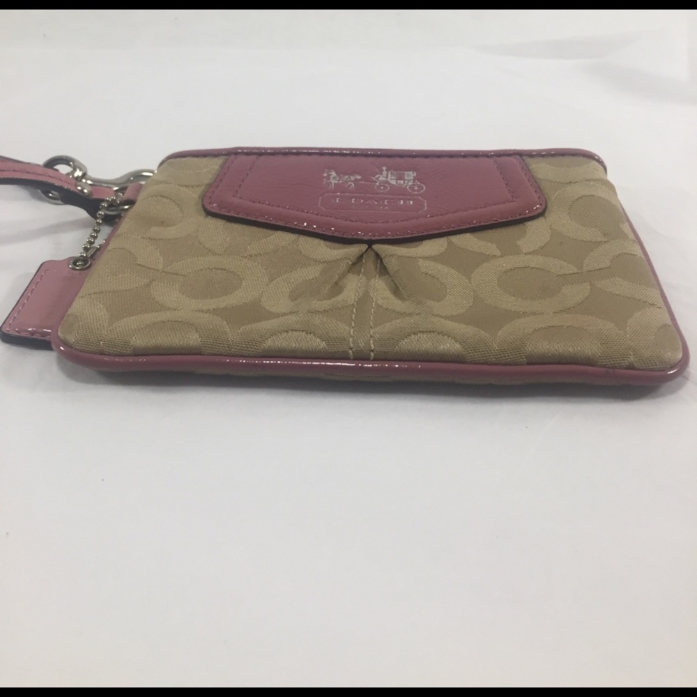 SOLD! COACH Lilac & Tan Wristlet - Picture 6 of 8