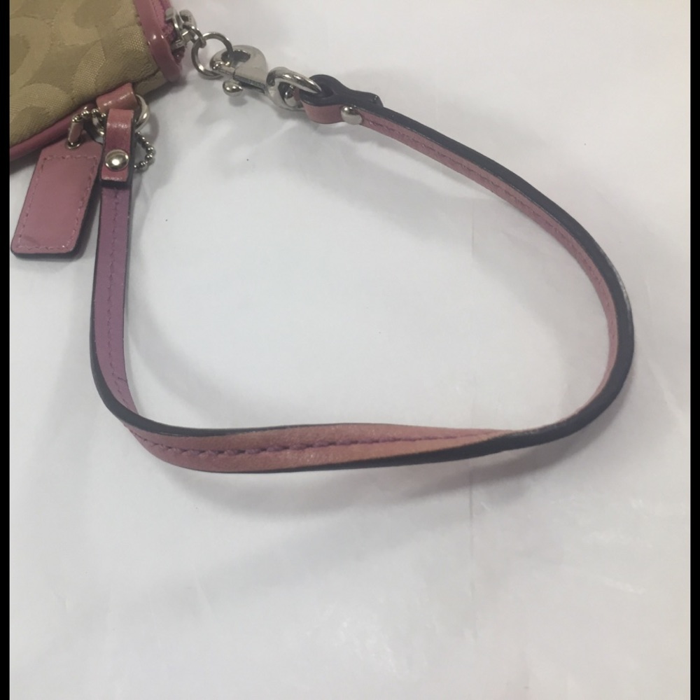 SOLD! COACH Lilac & Tan Wristlet - Picture 7 of 8
