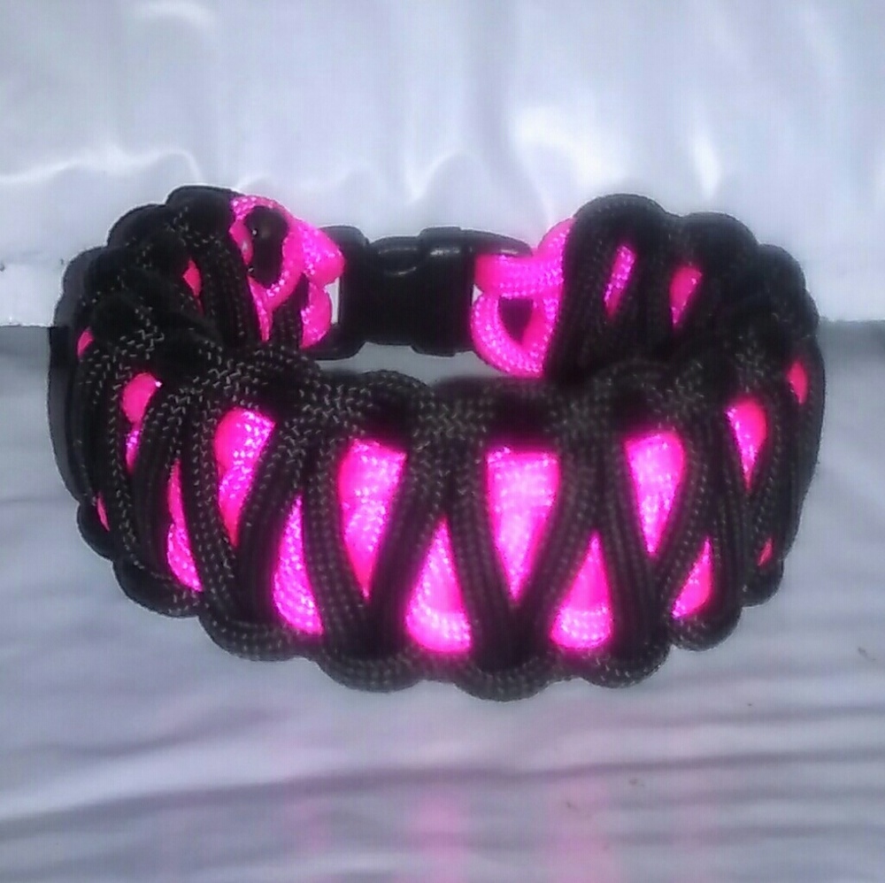 King Cobra Paracord Bracelet