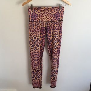 Teeki leopard print leggings