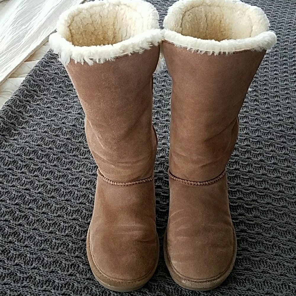BEARPAW Lauren Boots