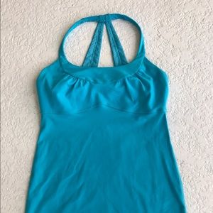 Lululemon scoop neck tank size 6