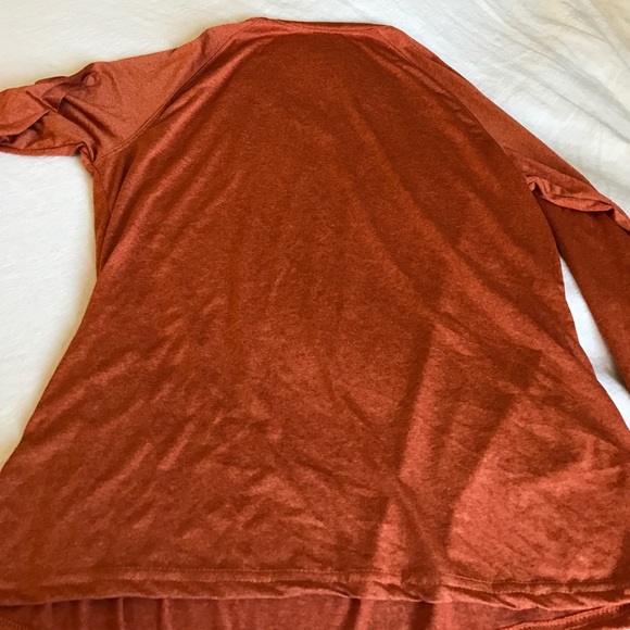 Leslie Jordan tech long sleeve tee - Picture 4 of 4