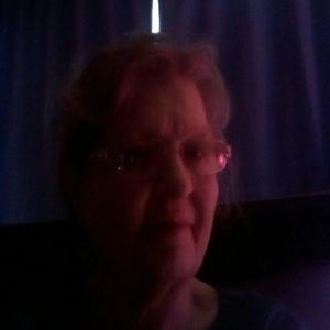 Meet your Posher, Esther