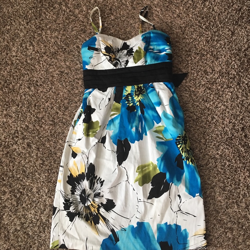 Iz Byer California dress