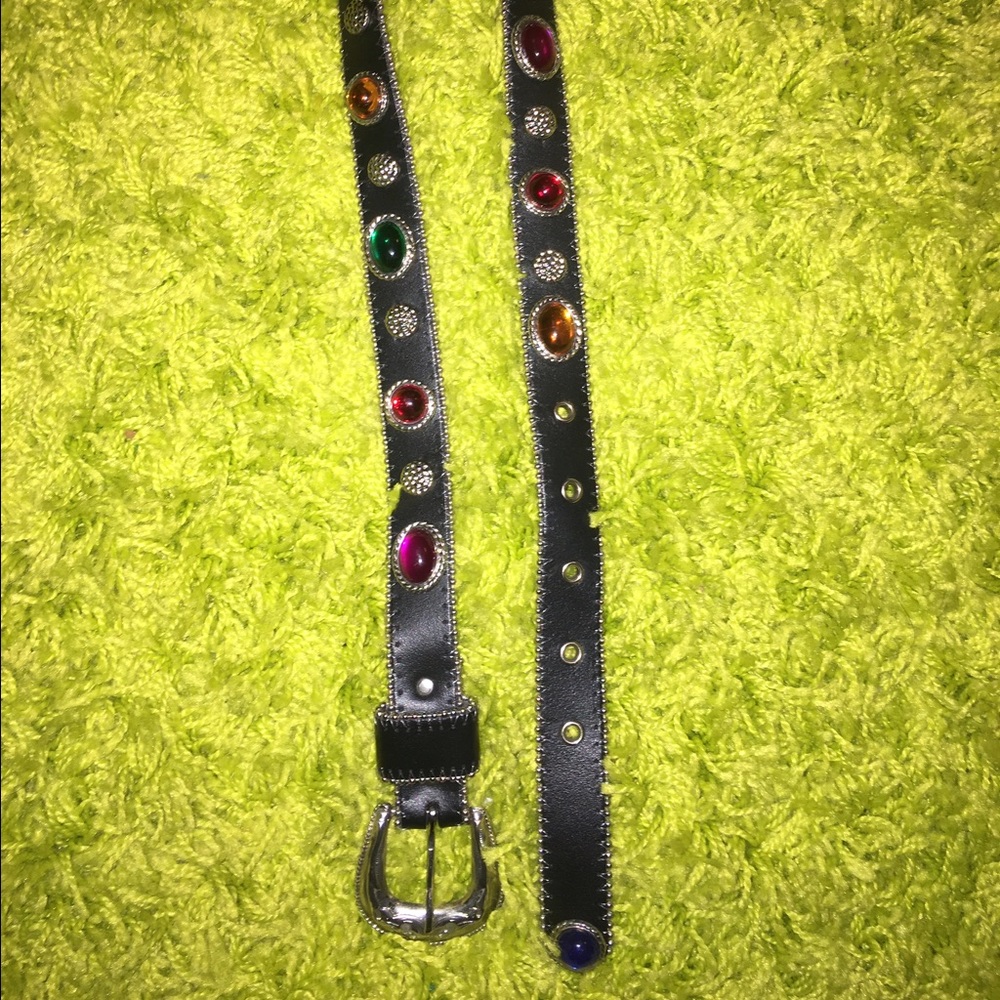 Vintage Jewel Belt 💎
