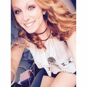 Meet your Posher, Carrie