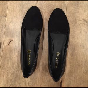 black Aldo flats still in the box never been worn