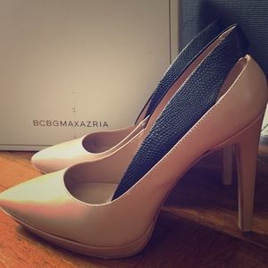 BCBG MAXAZRIA pumps
