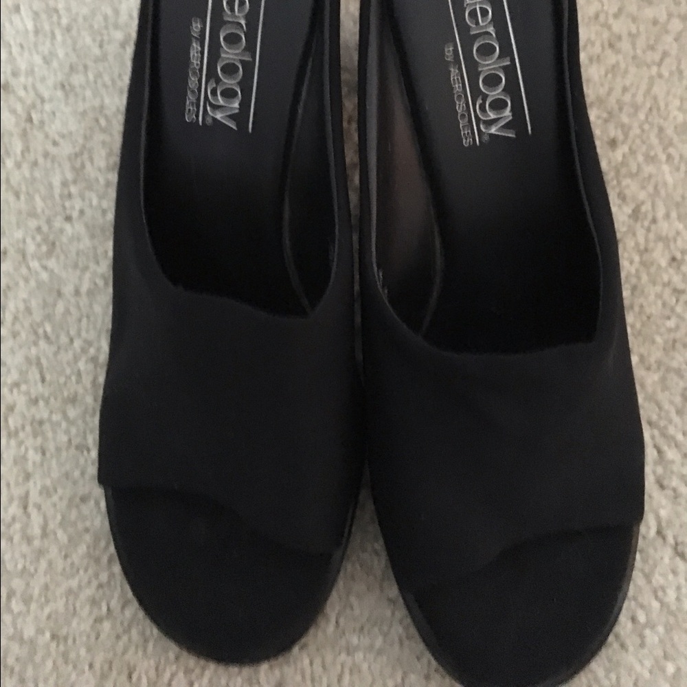 AEROSOLES - Black Fabric Heels