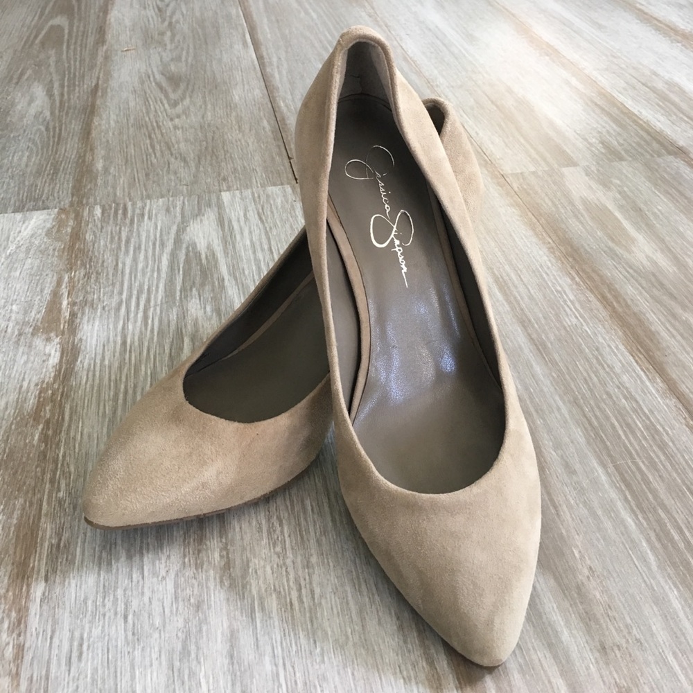 Suede heel