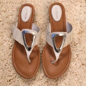 Liz Claiborne Sandals - 8