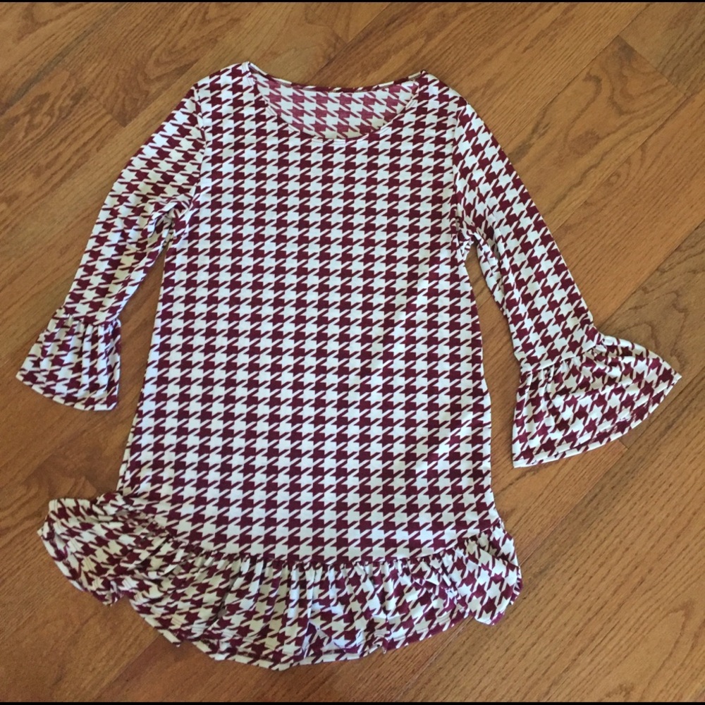 Burgundy and cream tunic